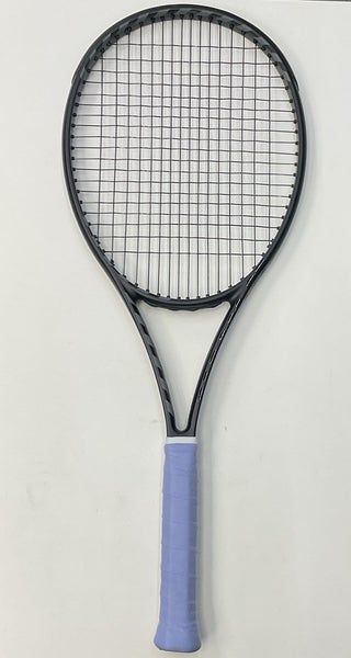 Wilson US Open Night Session Blade 98 V8 4 3/8 Grip