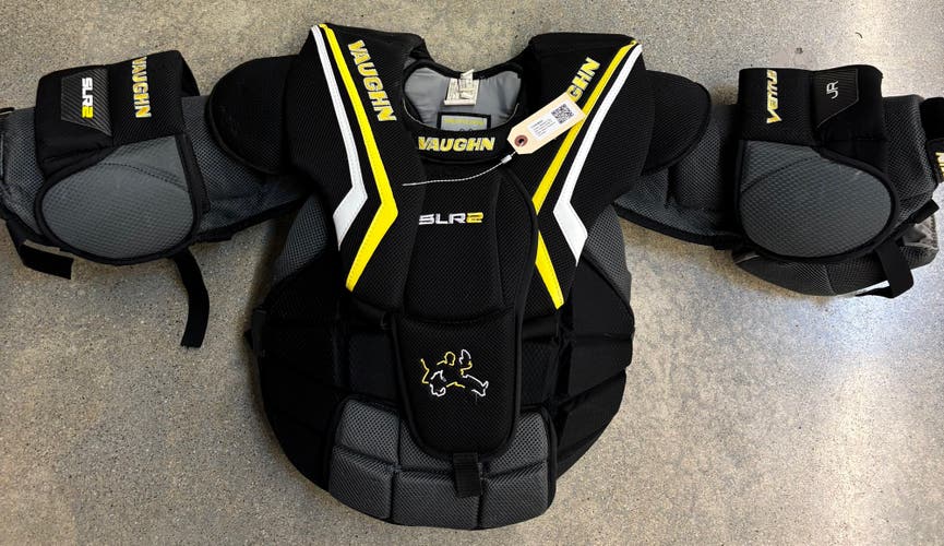 Junior Medium Vaughn Ventus SLR2 Goalie Chest Protector (Used)