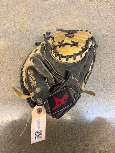 All Star Cm1010bt RH Catcher's Baseball Glove 11.75" (Used)