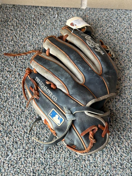 Used Rawlings Heart of the Hide Right Hand Throw Baseball Glove 11.5"