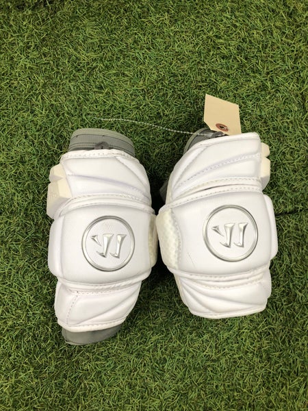 Small Adult Warrior Evo Shoulder Pads (Used)