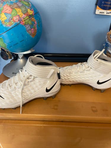 Unisex 7Y (Big Kids / Youth) Nike force savage pro (Used)