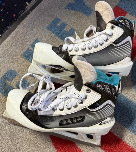 Bauer Reactor 6000 Hockey Goalie Skates Regular Width 9.5 (Used)