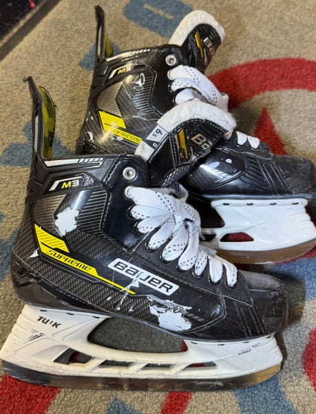 Bauer Supreme M3 Hockey Skates Regular Width Size 6.5 (Used)