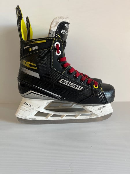 Used Size 4 D Intermediate Bauer Supreme S35 Hockey Skates