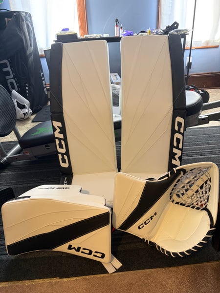 33" CCM Axis XF Pro Regular Goalie Full Set Pro Stock (New)