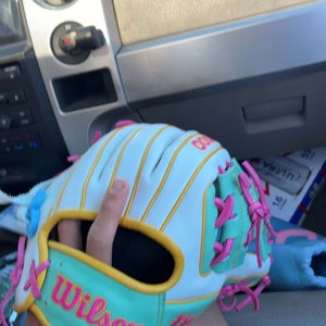 2025 Wilson A2000 1786 RH Infield Baseball Glove 11.5" (New) Better baseball exclusive Vitamin SD