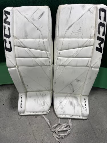 White Intermediate CCM Eflex 6.9 Goalie Leg Pads (Used) | 31"+1"