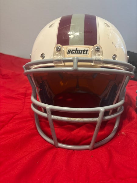 Youth Extra Large Schutt Youth Recruit hybrid Helmet (Used)