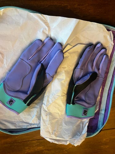 Large Batting Gloves (New)