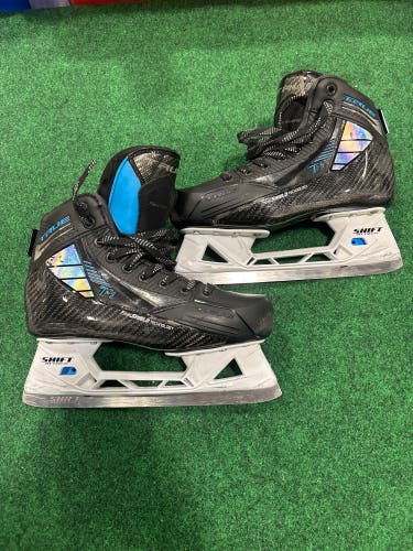 Intermediate True TF9 Hockey Goalie Skates (Regular) Size 5.5 (Used)