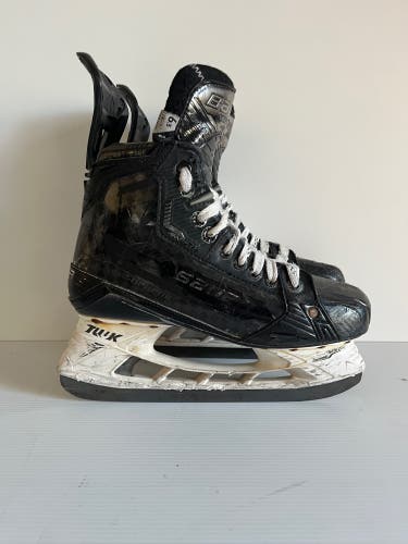 Used Size 6.5 Fit 3 Intermediate Bauer Supreme Mach Hockey Skates
