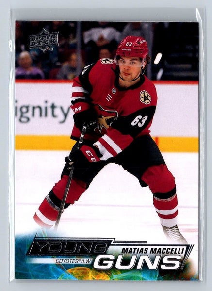 Matias Maccelli Coyotes 2022-23 Upper Deck Series 1 Young Guns #216 RC