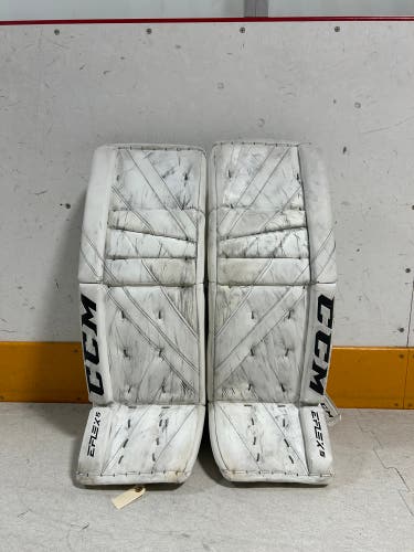 34" CCM EFlex 5 Goalie Leg Pads