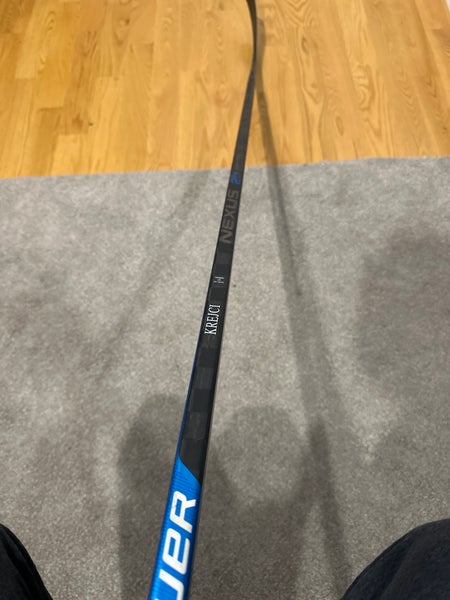 Senior Bauer Nexus 2N Pro Right Handed Hockey Stick Mid Pattern 87 Flex Pro Stock (Used)