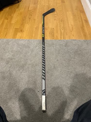 Senior Warrior Alpha LX Pro Right Handed Hockey Stick Mid Pattern 75 Flex Pro Stock (Used)