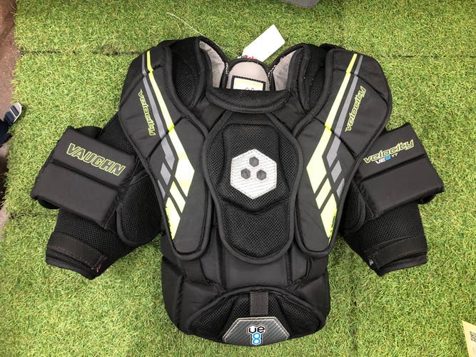 Youth Small / Medium Vaughn Velocity VE8 Youth Goalie Chest Protector (Used)