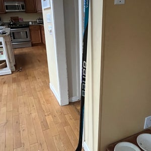 Junior Bauer Nexus Sync Right Handed Hockey Stick P92 50 Flex (Used)