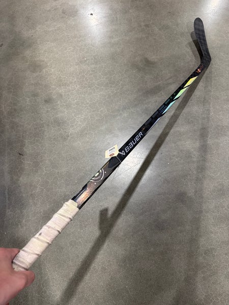 Bauer Proto-R Hockey Stick | Junior LH P28 | 53" (Used)