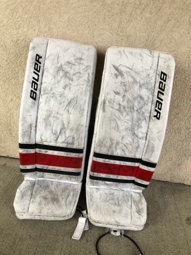 White Large Junior Bauer GSX Goalie Leg Pads (Used)