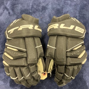Black Junior True Catalyst 9X Gloves 11" (Used)