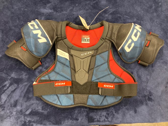 Small Senior CCM Next Shoulder Pads (Used)