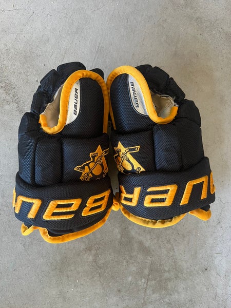 Bauer Vapor Pro Penguins Team Gloves 10" Pro Stock (Used)