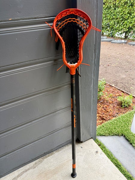 LOW PRICE - STX Stallion 900 on a Fiber X Shaft (Complete Stick)