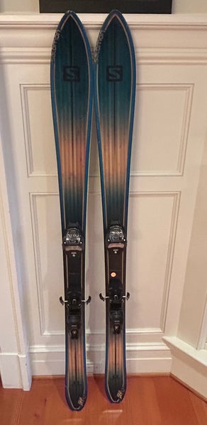 Salomon 166 cm All Mountain Skis With Bindings Max Din 10 (Used)