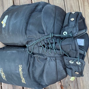 Large Vaughn Goalie Pants (Used) senior velocity 7500