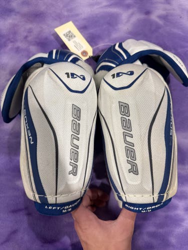 Senior Medium Bauer Nexus 1N Elbow Pads (Used)