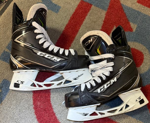 CCM RibCor 78K Hockey Skates Regular Width Size 6 (Used)