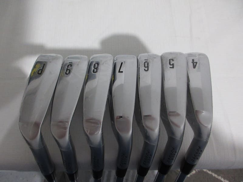 Srixon ZX4 MKII Iron Set - 4-PW - KBS Tour Lite Regular Flex Steel