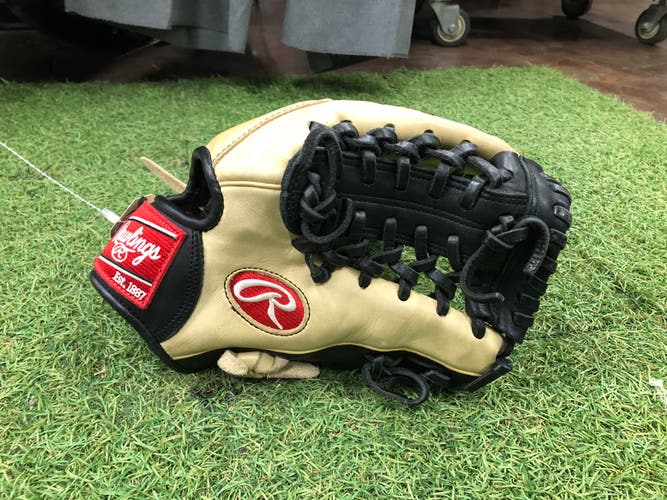 Black Rawlings Gold Glove Elite RH Infield Baseball Glove 11.5" (Used)