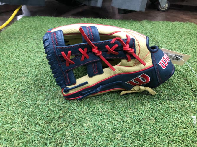 Wilson A1000 LH Outfield Baseball Glove 12" (Used)