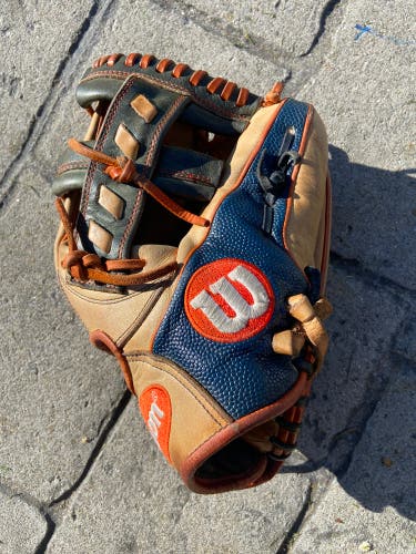 Jose Altuve Model Wilson A2000 Baseball Glove 11.5" (Used)