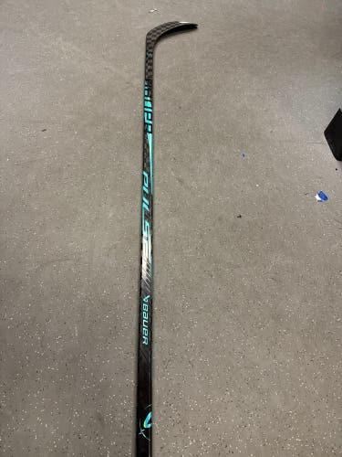 Senior Bauer PULSE Left Hand Hockey Stick P28 70 Flex (New)