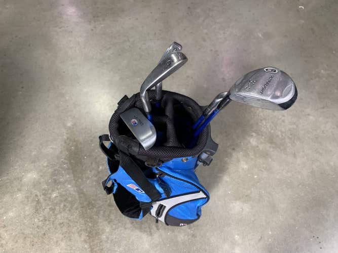 U.S. Kids UL-24 Club Set 3W 6 & 8 PW Putter KidPower 45-31 Junior RH +Bag