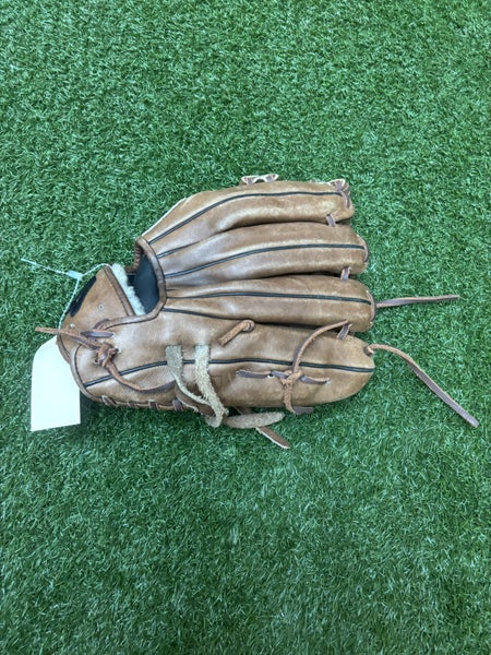 Brown Adult 44 Pro Signature Series LH Baseball Glove 11.75" (Used)