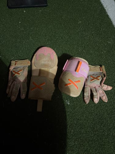 Pink Junior Sliding Mitt (Used)
