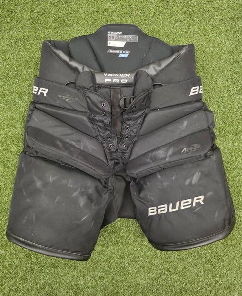 Black Senior Small Bauer Pro Hockey Goalie Pants (Used)