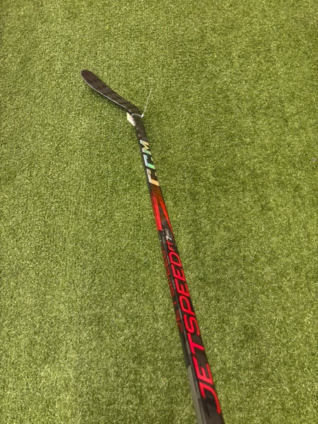 Intermediate CCM JetSpeed FT7 Pro Hockey Stick Left Hand P28 55 Flex