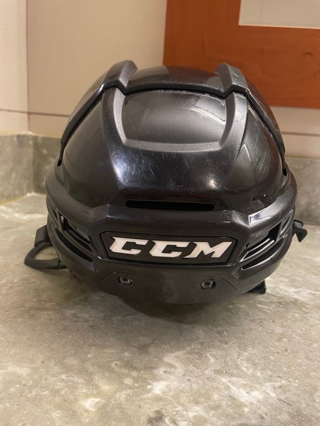 Small CCM Tacks 720 Helmet (Used)