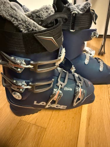 Mondo 25 & 25.5 Women's Lange RX 90 Ski Boots (New)