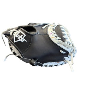 Used CLASSIC SC200PYS BB/SB Catchers RH Throw Black And White 32" 10299-C000302708