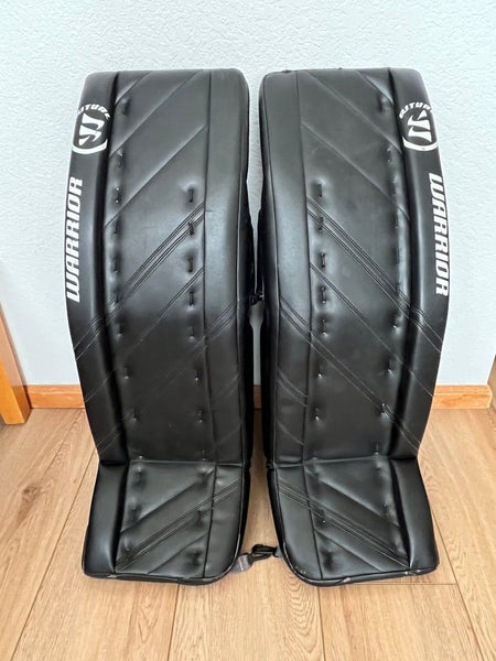 34" Warrior Ritual G4 Goalie Leg Pads (Used)