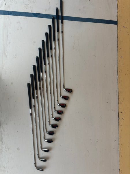 Men's 2008 Callaway 2008 Big Bertha Right Handed Iron Set Uniflex (11 Clubs) #3 - #9, PW, GW, SW, LW