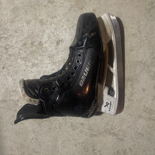 2024 Bauer Supreme Shadow Hockey Skates 7.5 (Used)