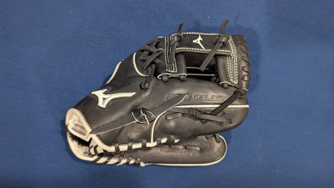 Mizuno RH Infield Pro select Softball Glove 11.5" (Used)