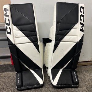 32" 2023 CCM Eflex 6.9 Goalie Leg Pads (Used)